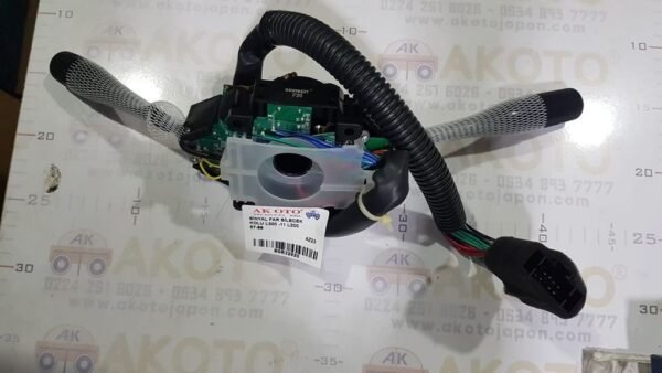 SİNYAL FAR SİLECEK KOLU L300 87-99 L200 87-99