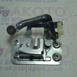 KİLİT YAN KAPI E2200 BESTA PREGIO SAĞ