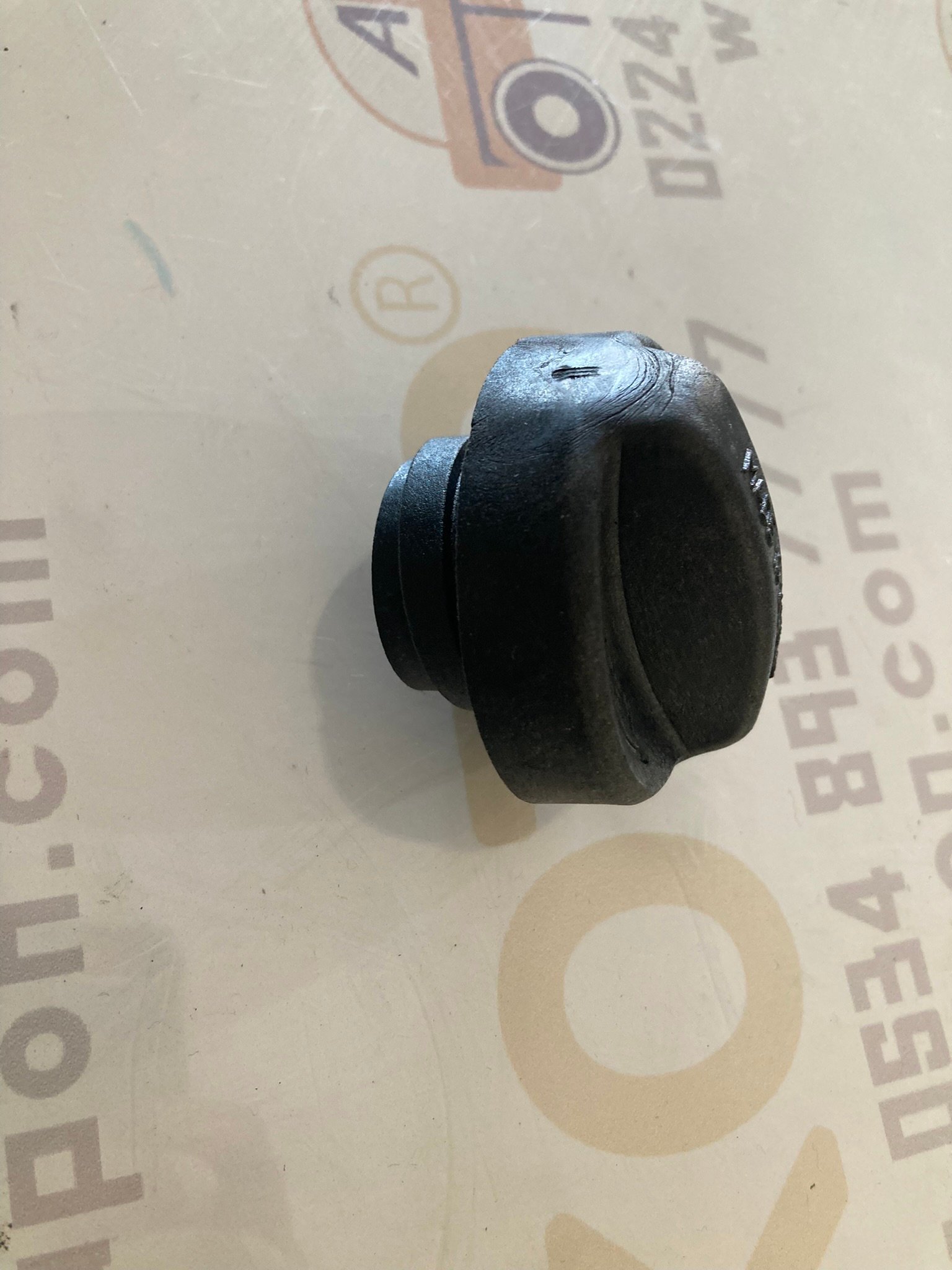 KAPAK YAĞ DOLDURMA RIO SEPHIA