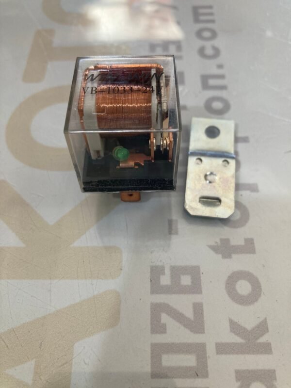 ROLE 5 UÇLU ÜNİV 24V 20/30 A