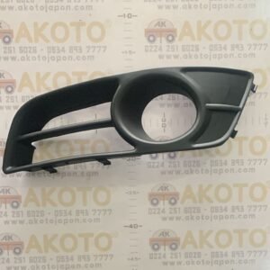 KAPAK SİS FAR COROLLA 04-06 HB SOL (SİS DELİKLİ)
